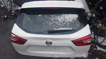 2015 MODEL NİSSAN QASHQAİ ÇIKMA BAGAJ KAPAĞI
